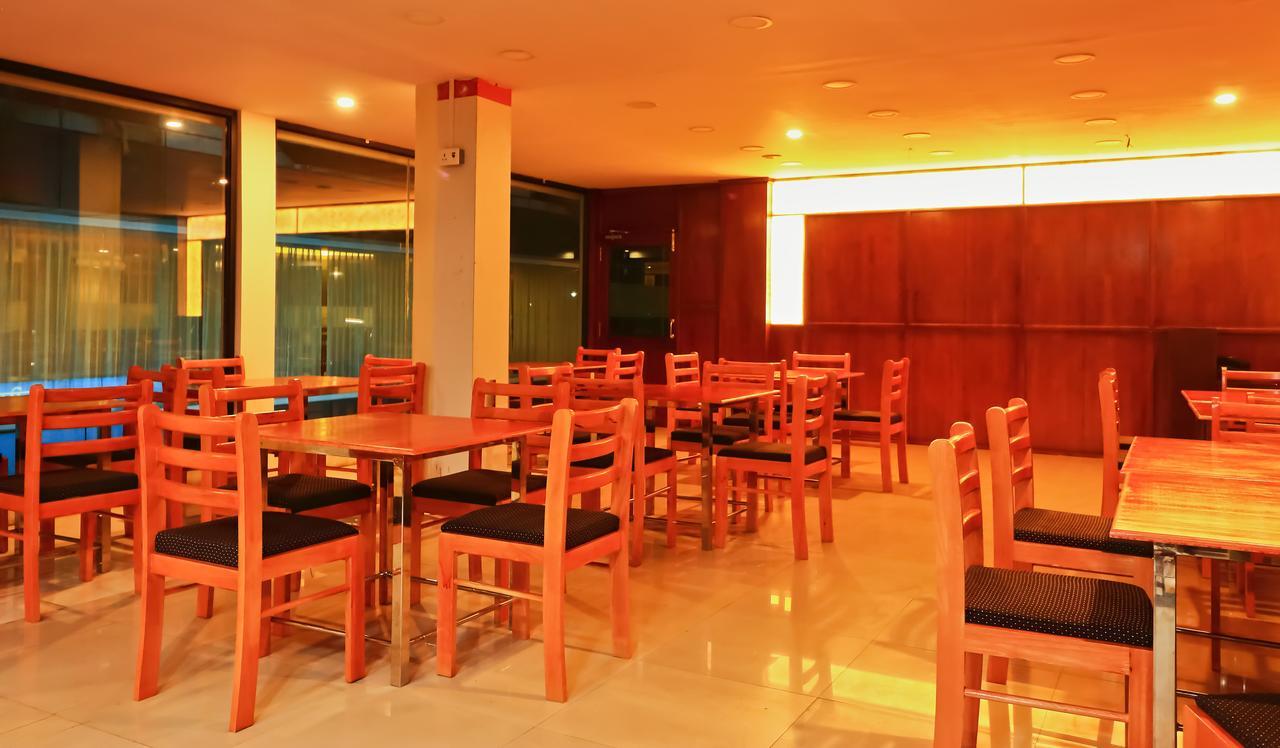 布莱尔港 The Kings酒店 外观 照片